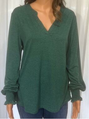 Elegant Deep Green Long Sleeve Top